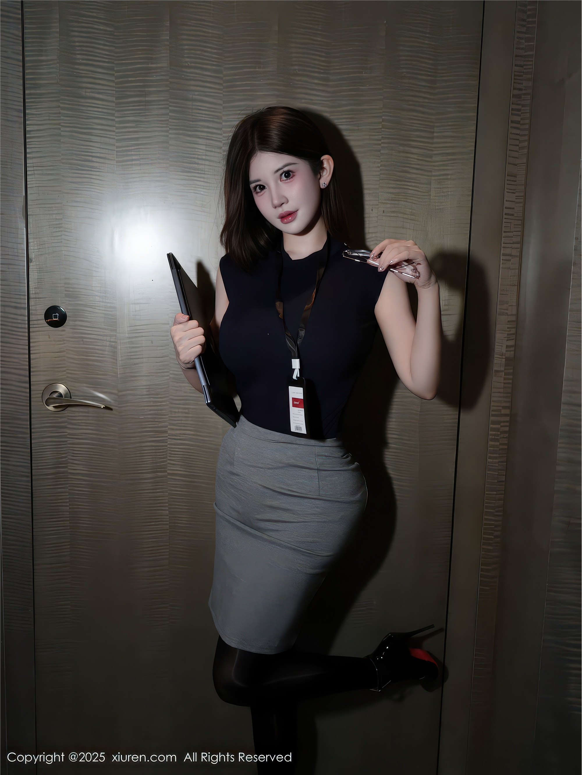 Xiuren秀人网 2025.11.24 NO.11023 苏甜橙子